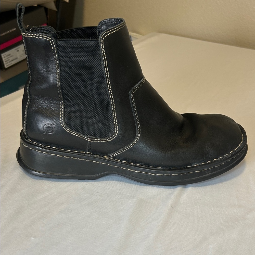 Born Chelsea Black Leather Slip On Round Toe Ankle Boots Men’s Size 10